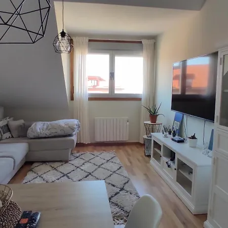 Apartamento Atico Nuevo En Arteixo Con Plaza De Garaje Exterior foto